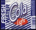 Fresh Water Cola Light - 0,5 l - Brystetiket